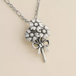 Bouquet with Bow Pendant