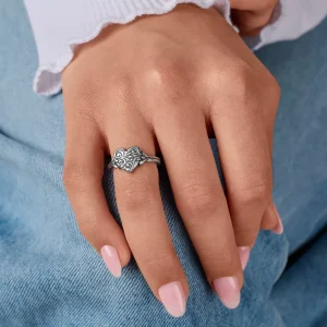 Florentine Heart Ring